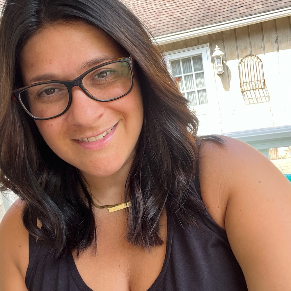 Meet your Posher, Dana